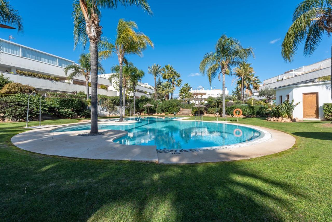 Apartamento Altos De Banus II Momento Marbella Exterior photo